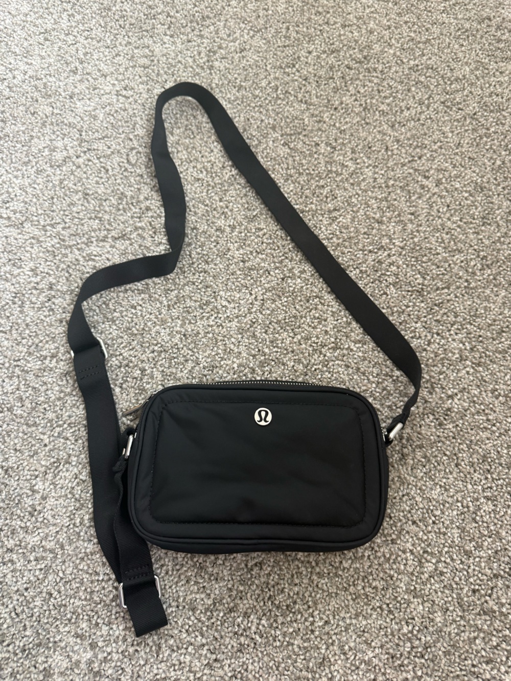 lululemon athletica Black Compact Crossbody Belt Bag